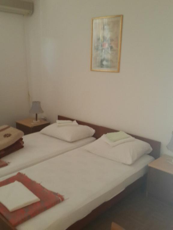 Apartments Andus Sveti Stefan Luaran gambar